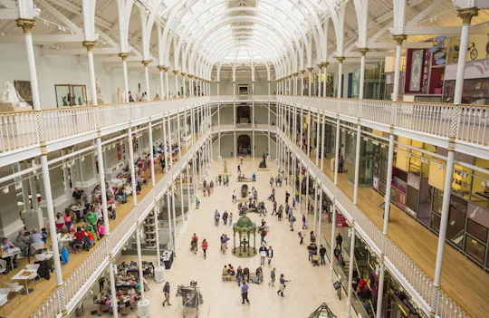 Visita guiada al Museo Nacional de Escocia de Edimburgo