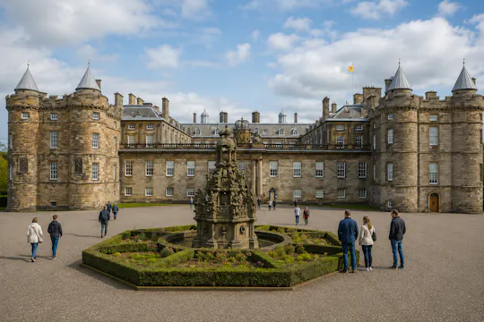 Entrada al Palacio de Holyroodhouse con audioguía y eSIM