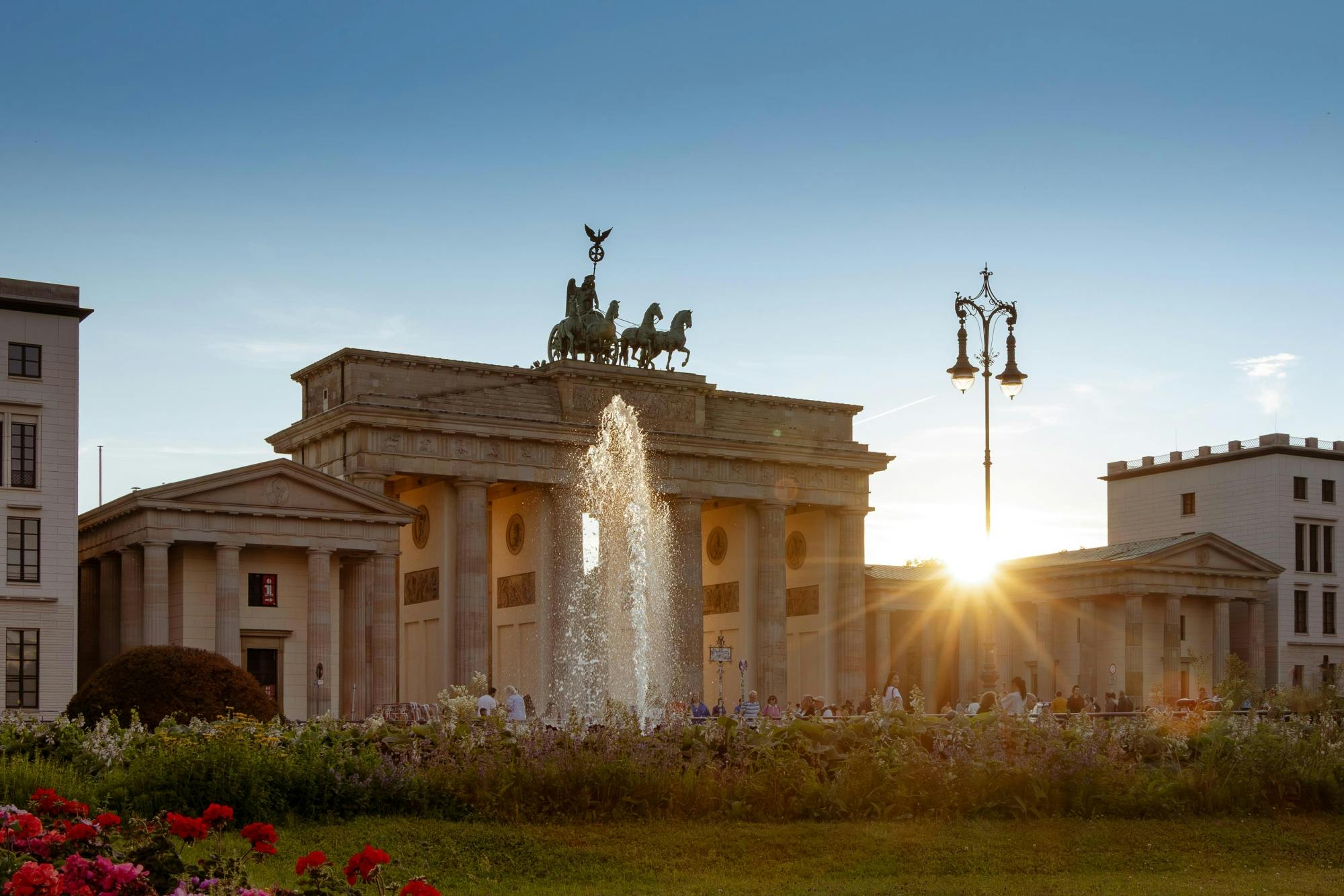 Guided photo tour of Berlin's landmarks with local photographers