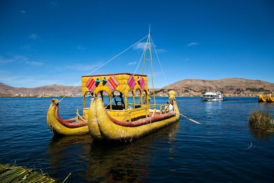 Tour zu den Uros- und Taquile-Inseln auf dem Titicaca-See mit Mittagessen