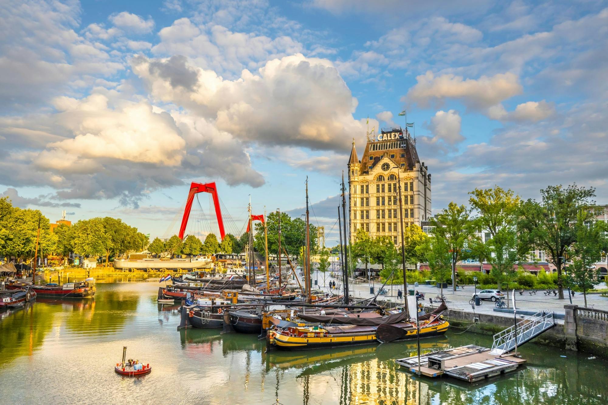Een audiotour door Rotterdam die je op je smartphone kunt downloaden