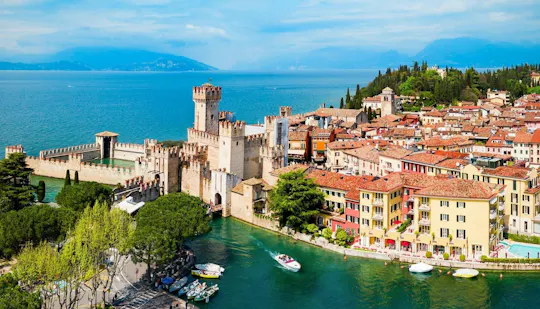 Visita guiada pela história e pelo património de Sirmione