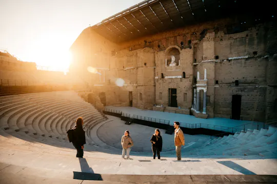Entrada al Teatro Antiguo de Orange con audioguía