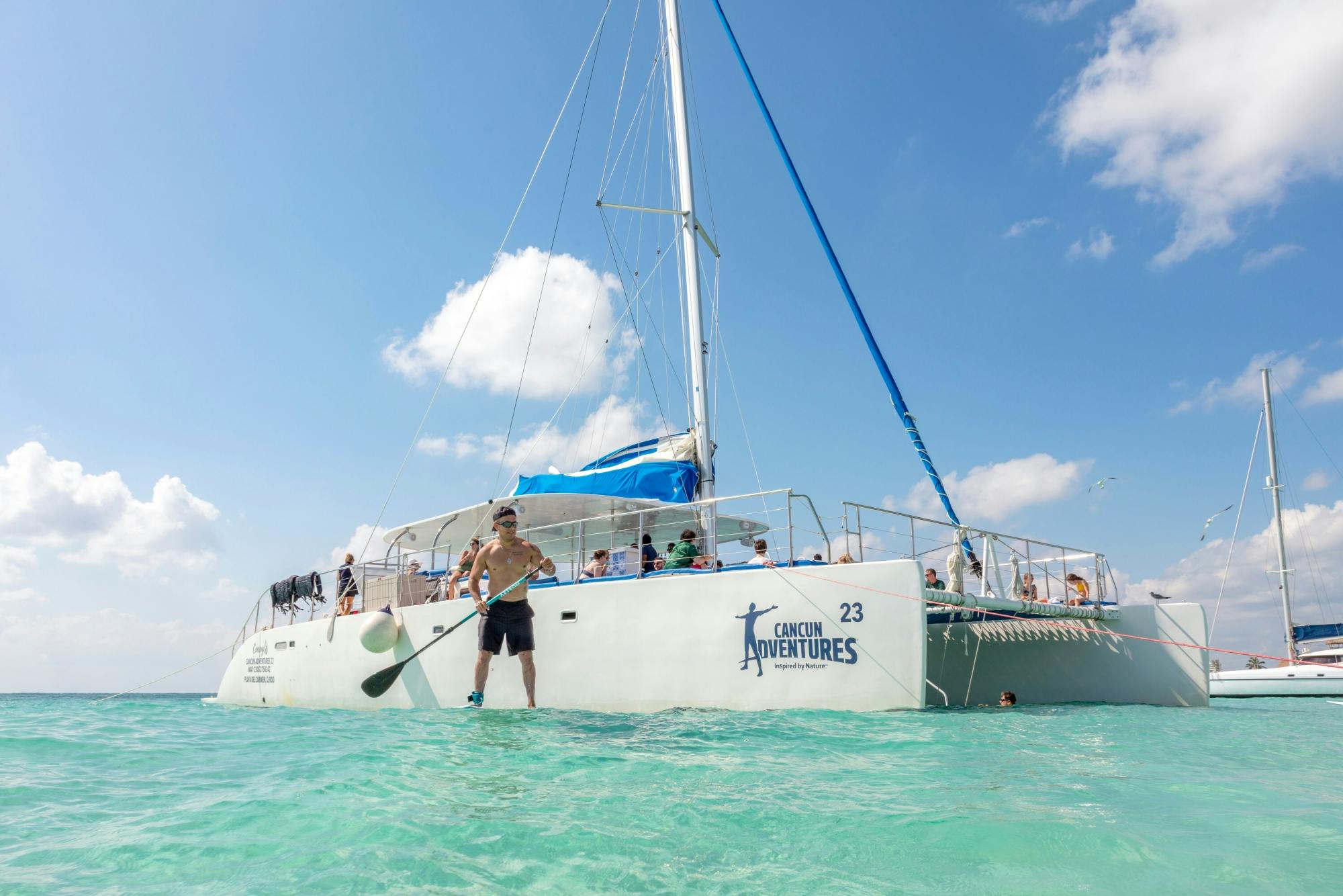 Full-day adults-only Riviera Maya boat trip with open bar and lunch