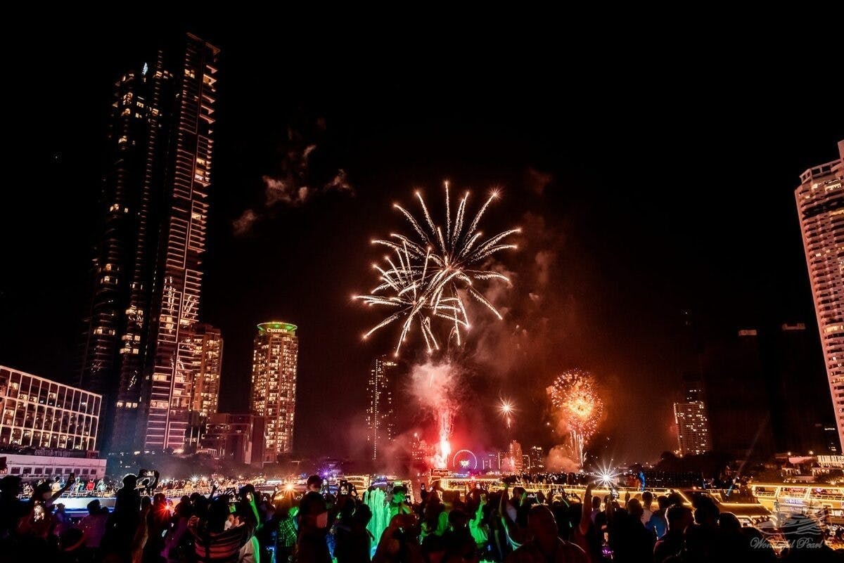 Bangkok New Year's Eve dinner cruise along the Chao Phraya River