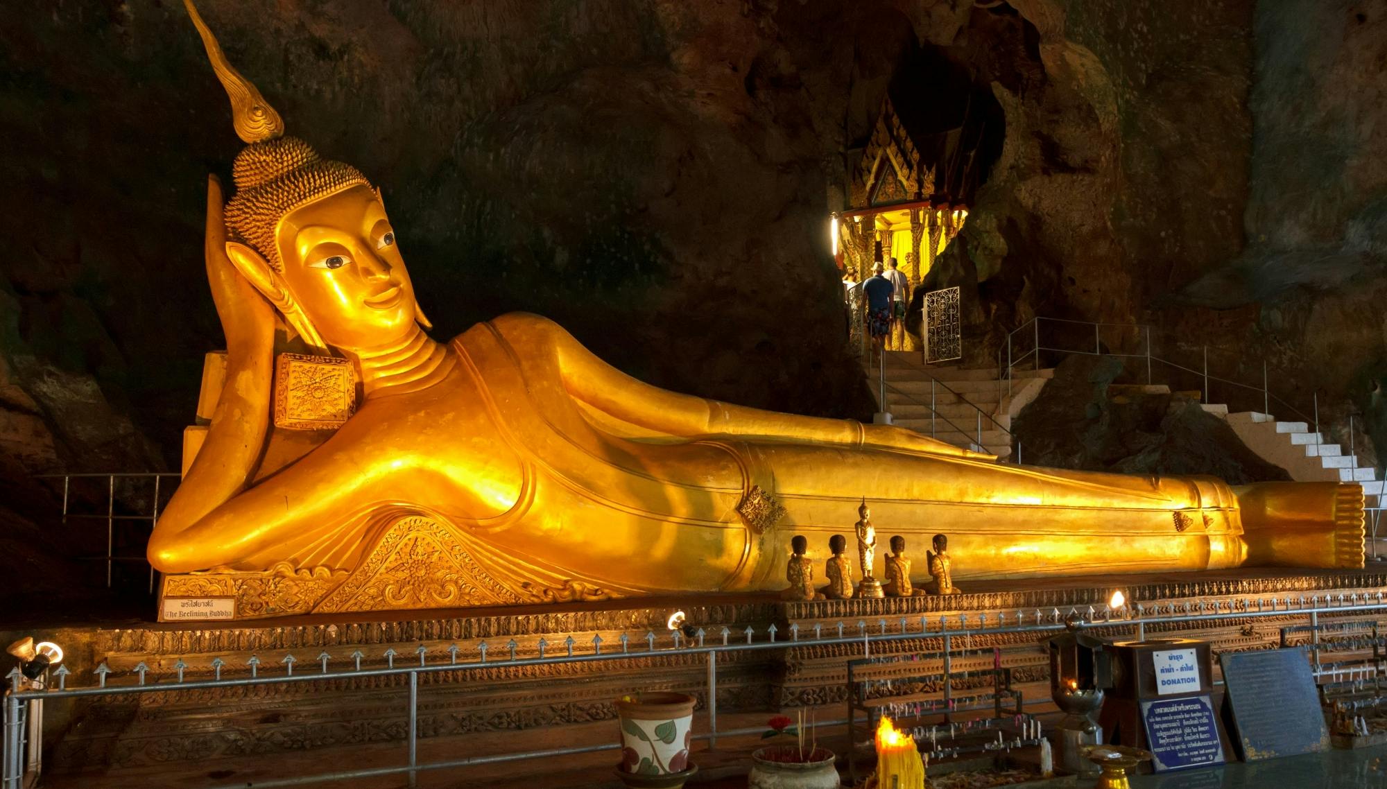Private Tour zu drei Tempeln ab Khao Lak mit Mittagessen