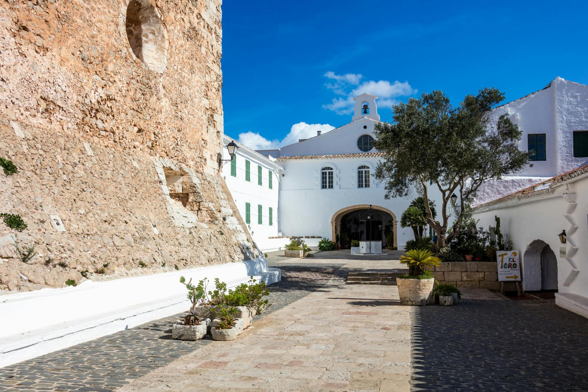 Tour of rural Menorca with dressage show
