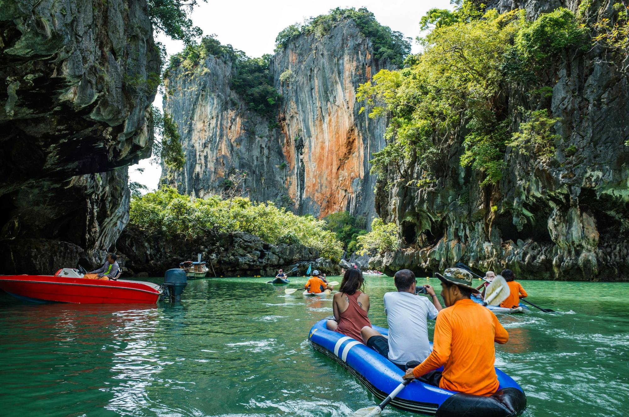 Tagestour mit Kanus in der Bucht von Phang Nga mit Mittagessen ab Phuket