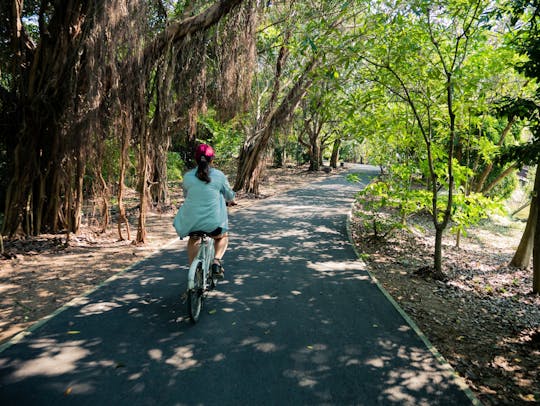 Radtour durch Bangkok und Longtailboot-Tour mit thailändischem Essen