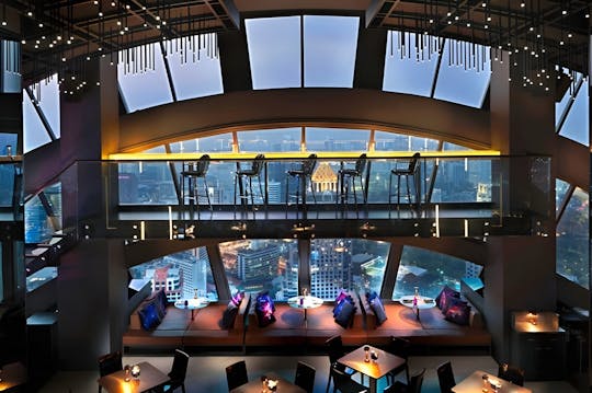 Passe de uma hora com bar aberto em Banguecoque, no 60.º andar, com vista para a cidade