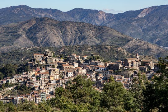 Private Castiglione, Alcantara Gorges and wine tasting tour