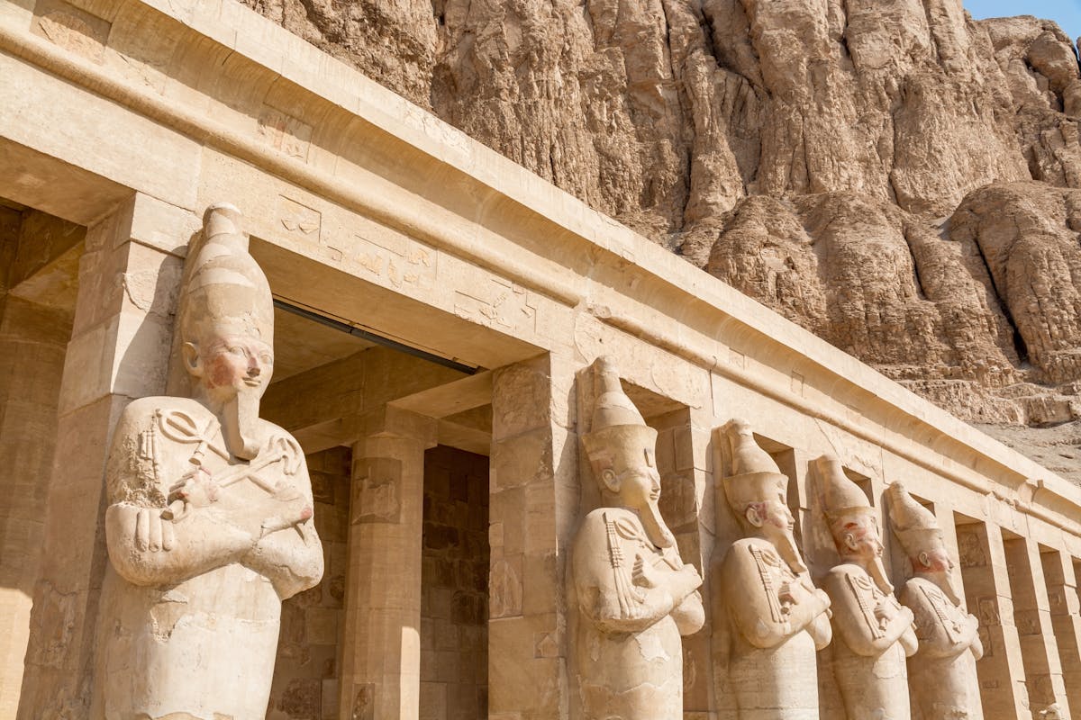 De beste tourpakketten voor Hurghada: zee, woestijn, Luxor en Caïro