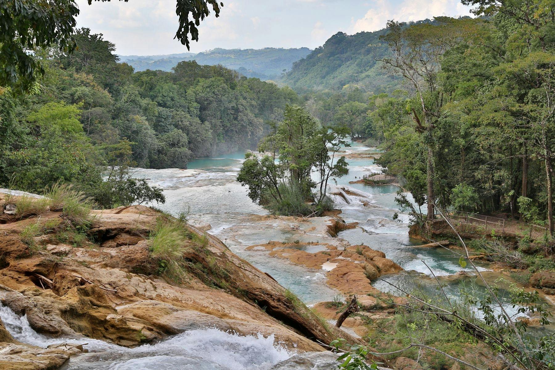 Wycieczka do wodospadów Agua Azul i Misol-Ha bez przewodnika z San Cristóbal