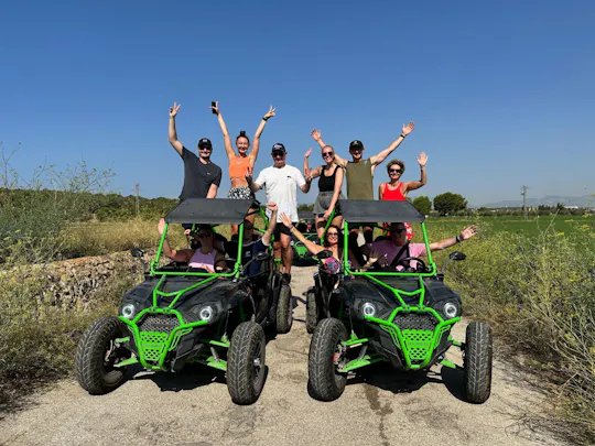 Tour guidato in buggy con sosta per un bagno in una spiaggia dalle acque cristalline