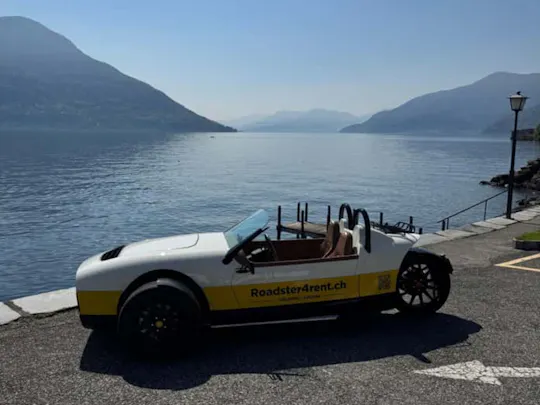 3-wheeled Vanderhall roadster tour from Locarno