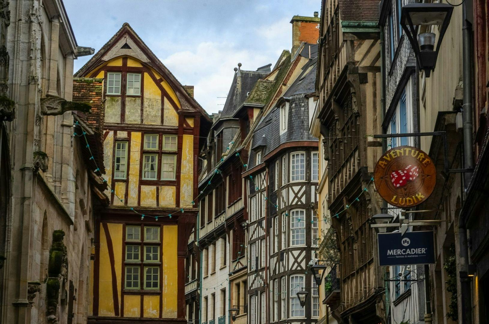 Self-guided audio tour of Rouen through art and history