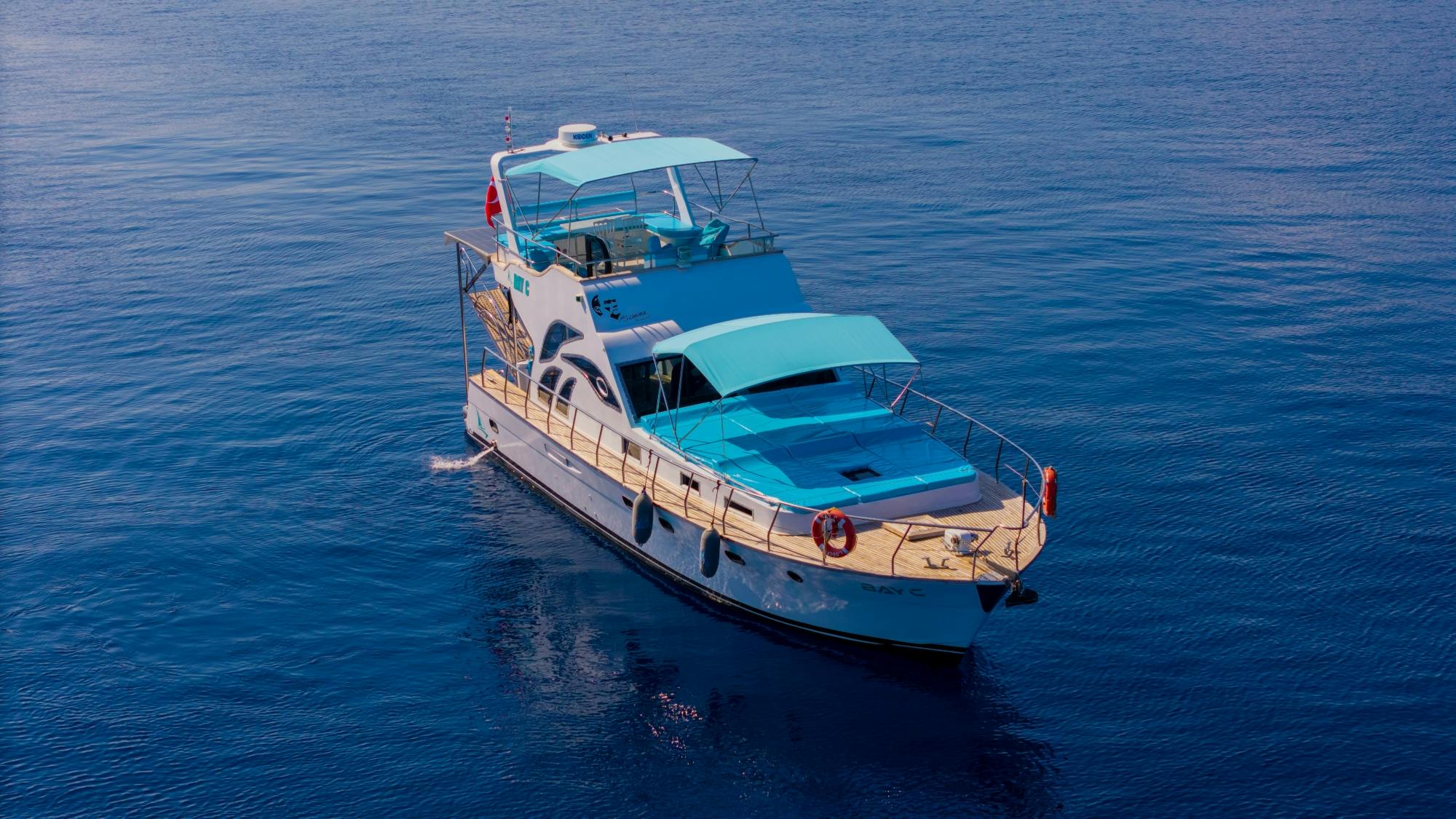 VIP yacht cruise from Fethiye