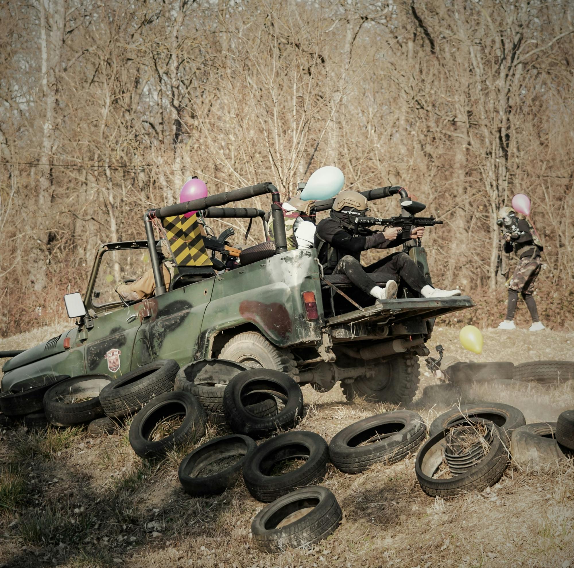Offroad-Paintball-Erlebnis in Budapest mit Zielscheiben