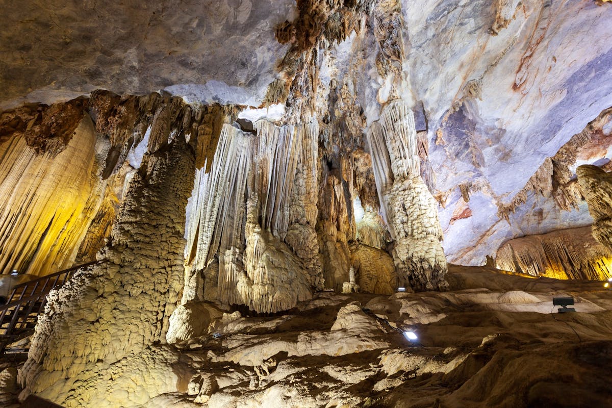 Privévervoer van Hue naar de Paradise Cave (hele dag)