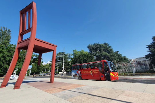 Geneva open-top sightseeing bus tour