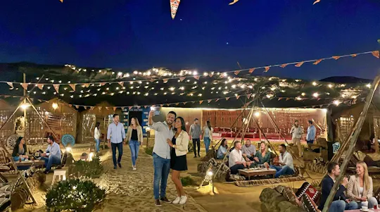 Notte nel deserto del Cairo con cena beduina e spettacolo senza pick-up