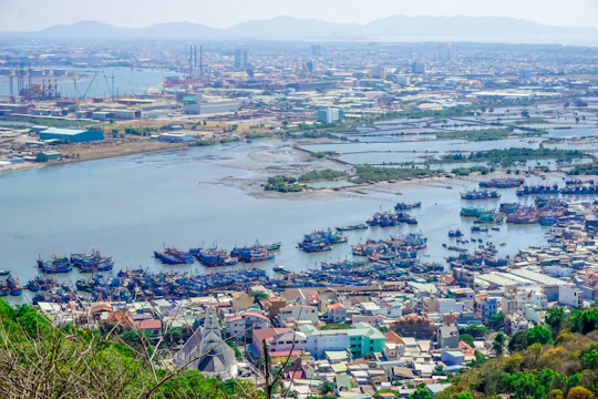 Private transfer between Tan Son Nhat Airport and Vung Tau