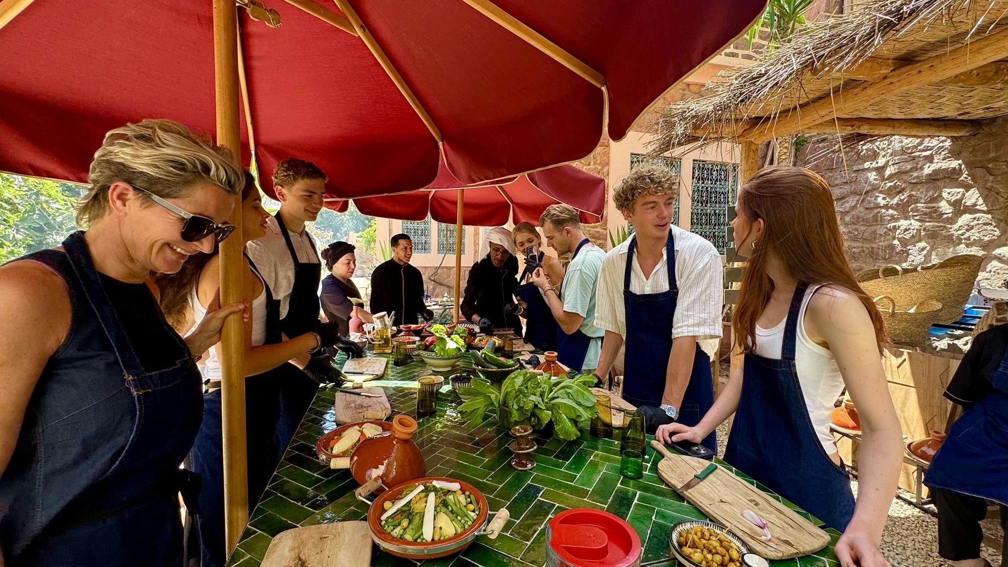 Aula de culinária em Marraquexe, no Vale do Ourika, com piscina