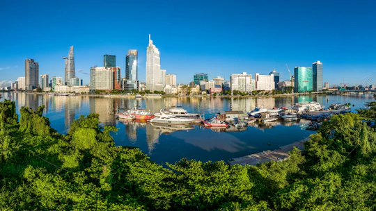 Private transfer between Tan Son Nhat Airport and Ho Chi Minh City