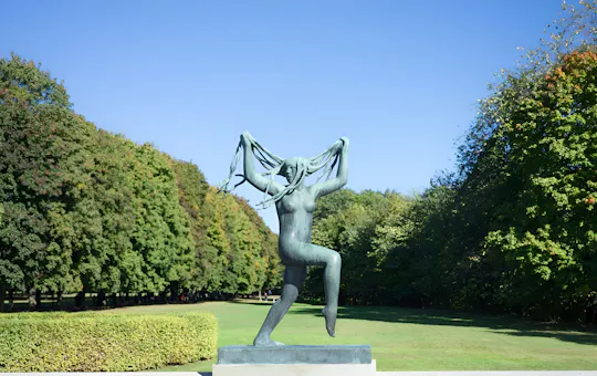 Oslo Vigeland Park self-guided exploration game