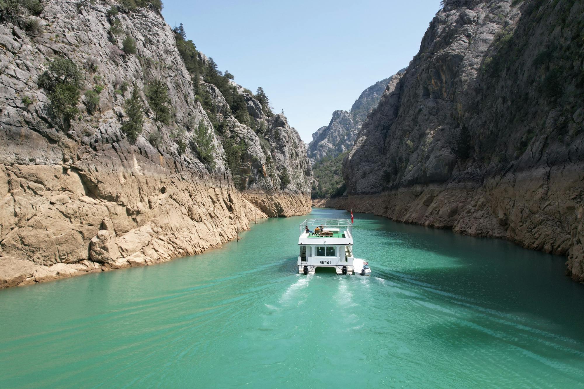 Half-day Green Canyon boat tour & Cabrio safari with tahini factory visit