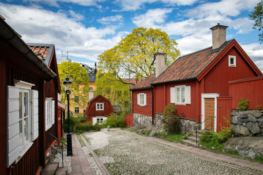 Romantic Stockholm self-guided city exploration game