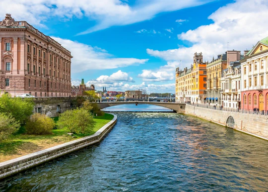 Stockholm Royal Palace tour and canal cruise