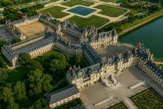 Billet d'entrée au château de Fontainebleau avec audioguide de Paris et eSIM