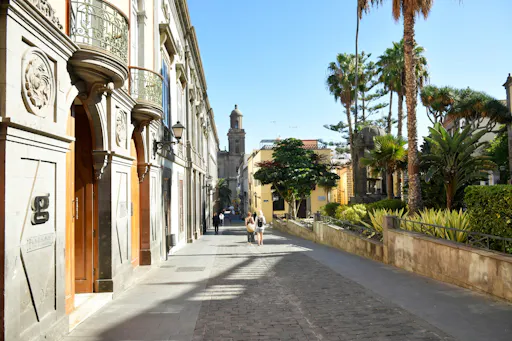 One-way ferry ticket from Puerto del Rosario to Las Palmas