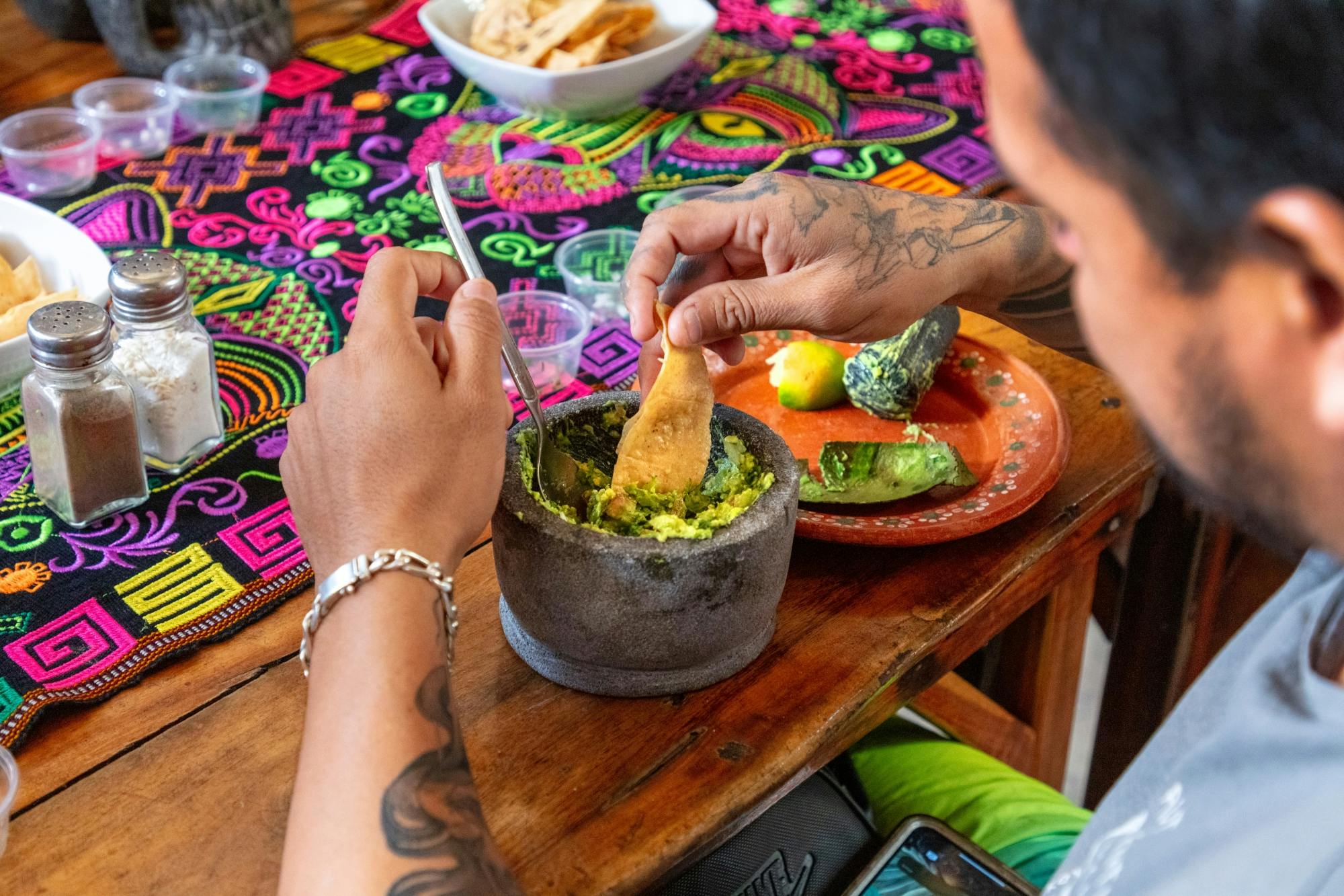 Taco tasters, tequila and shopping tour in Puerto Morelos
