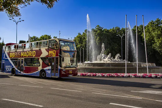 Experiências turísticas de autocarro «hop-on hop-off» em Madrid