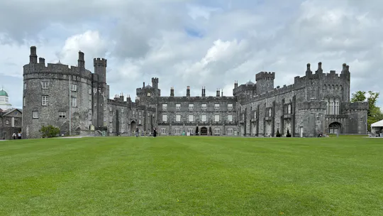 Visita guidata di Kilkenny medievale in spagnolo
