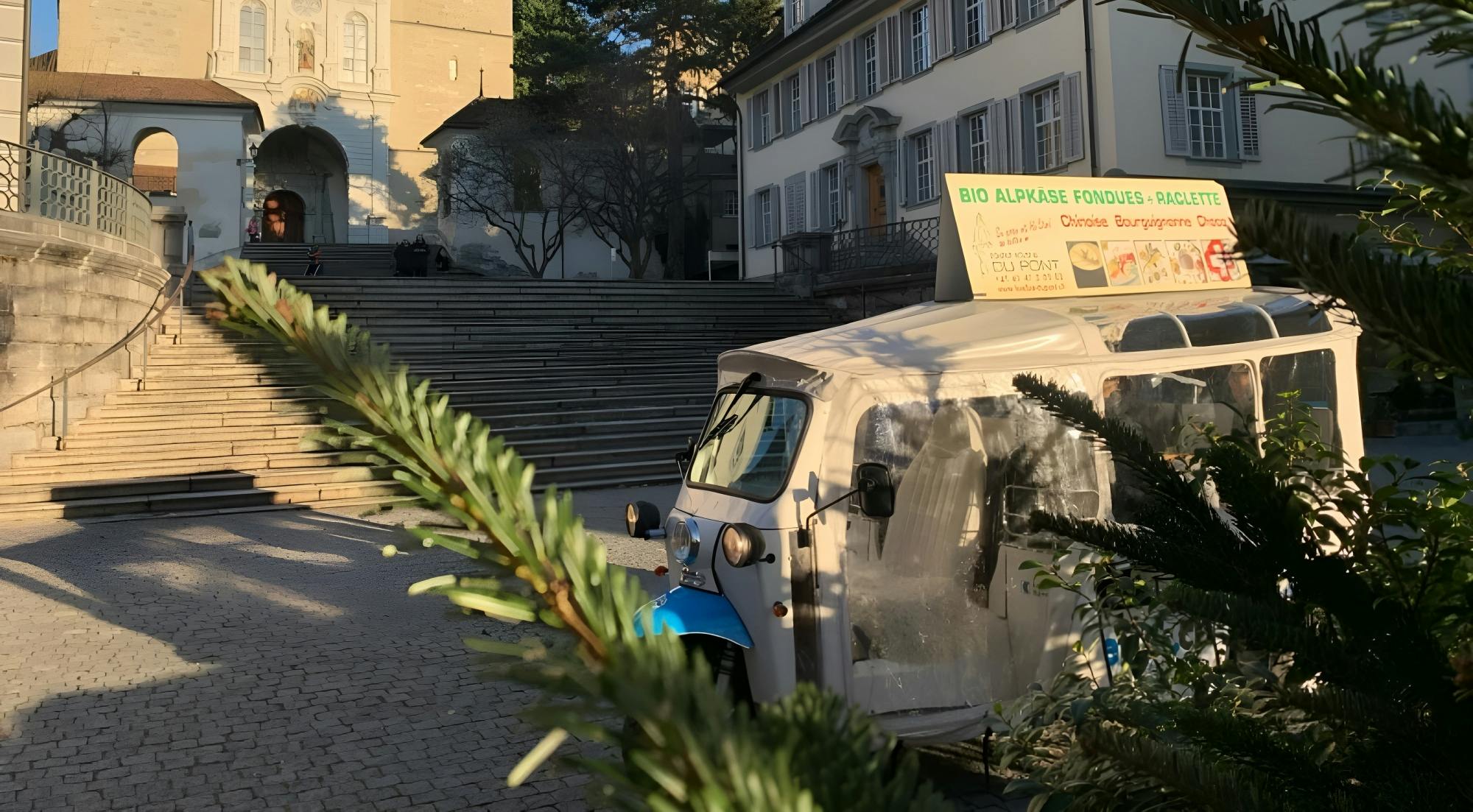 Visita guiada de tuk-tuk em Lucerna com fondue e vinho