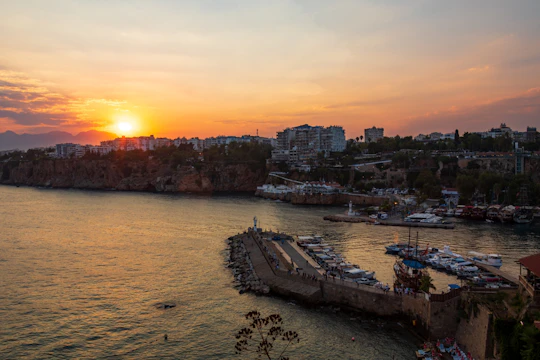 Antalya shopping and old town visit with sunset cruise and dinner