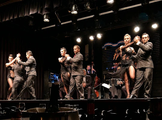 Dinner and tango show with transfers from El Aljibe