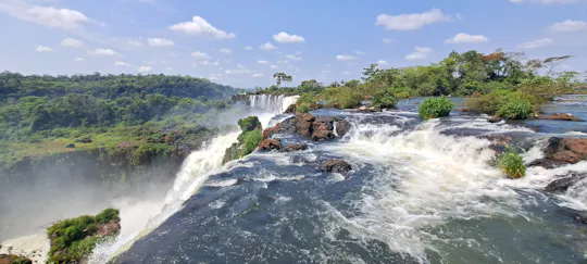 Tagestour mit Tourguide zu den Iguazú-Wasserfällen