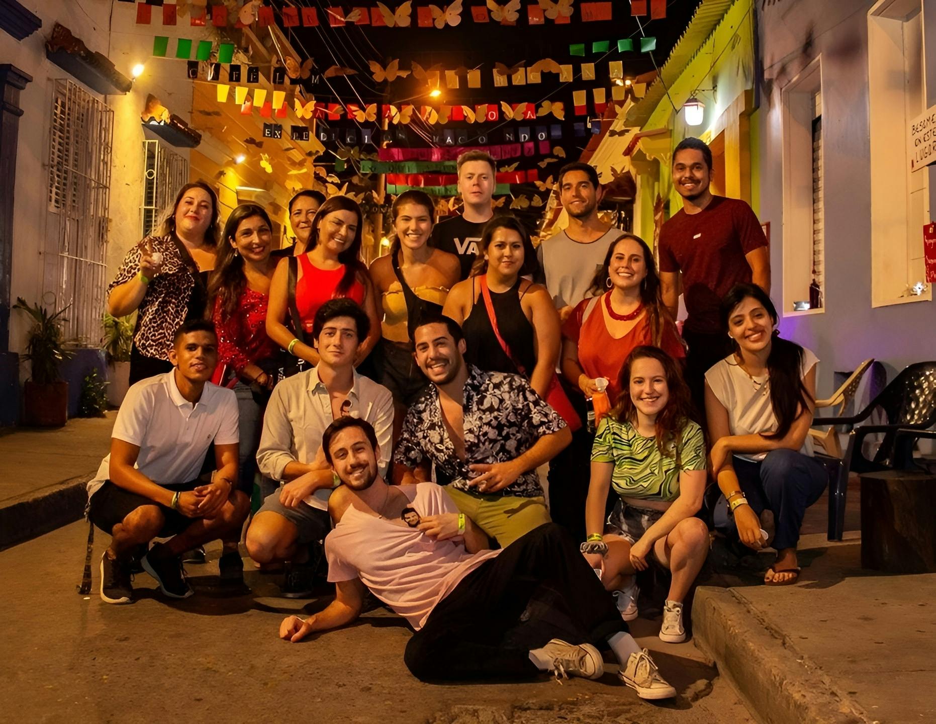 Getsemaní guided pub crawl to discover the local nightlife