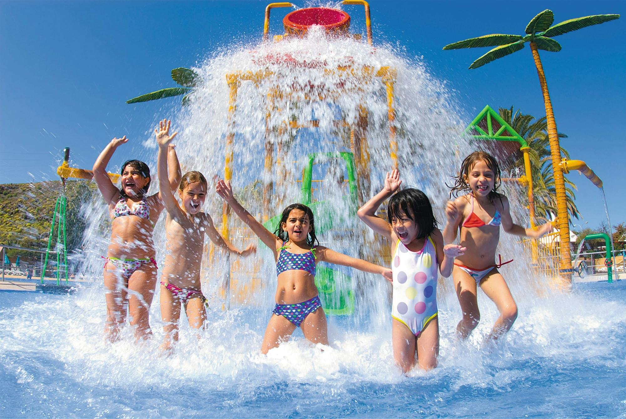 Aqualand and Palmitos Park transfer package