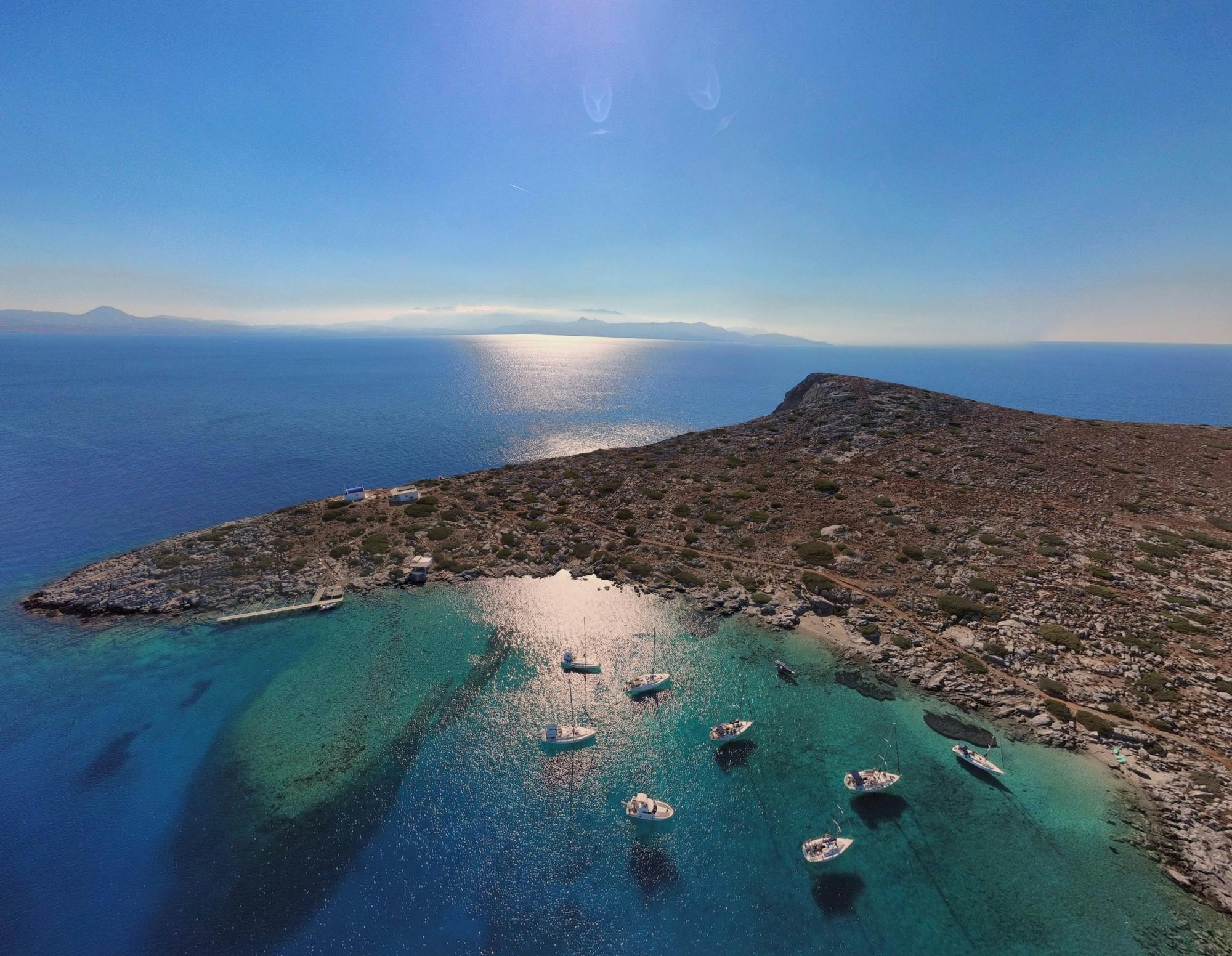 Hidden-caves motor yacht cruise in Crete
