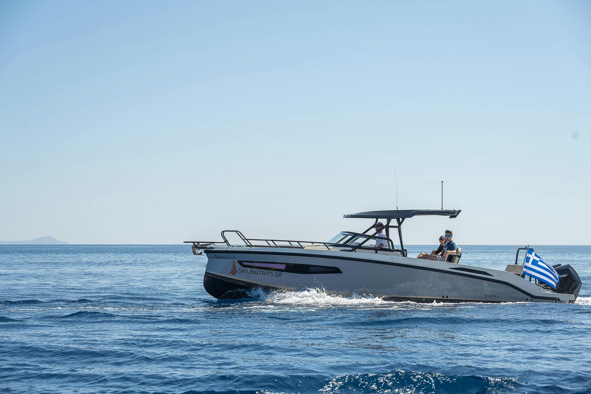 Heraklion coastline one-hour sailing tour