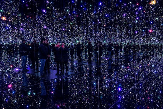 Bilet do Muzeum Cosmos Illusion z opcją ominięcia kolejki i eSIM-em