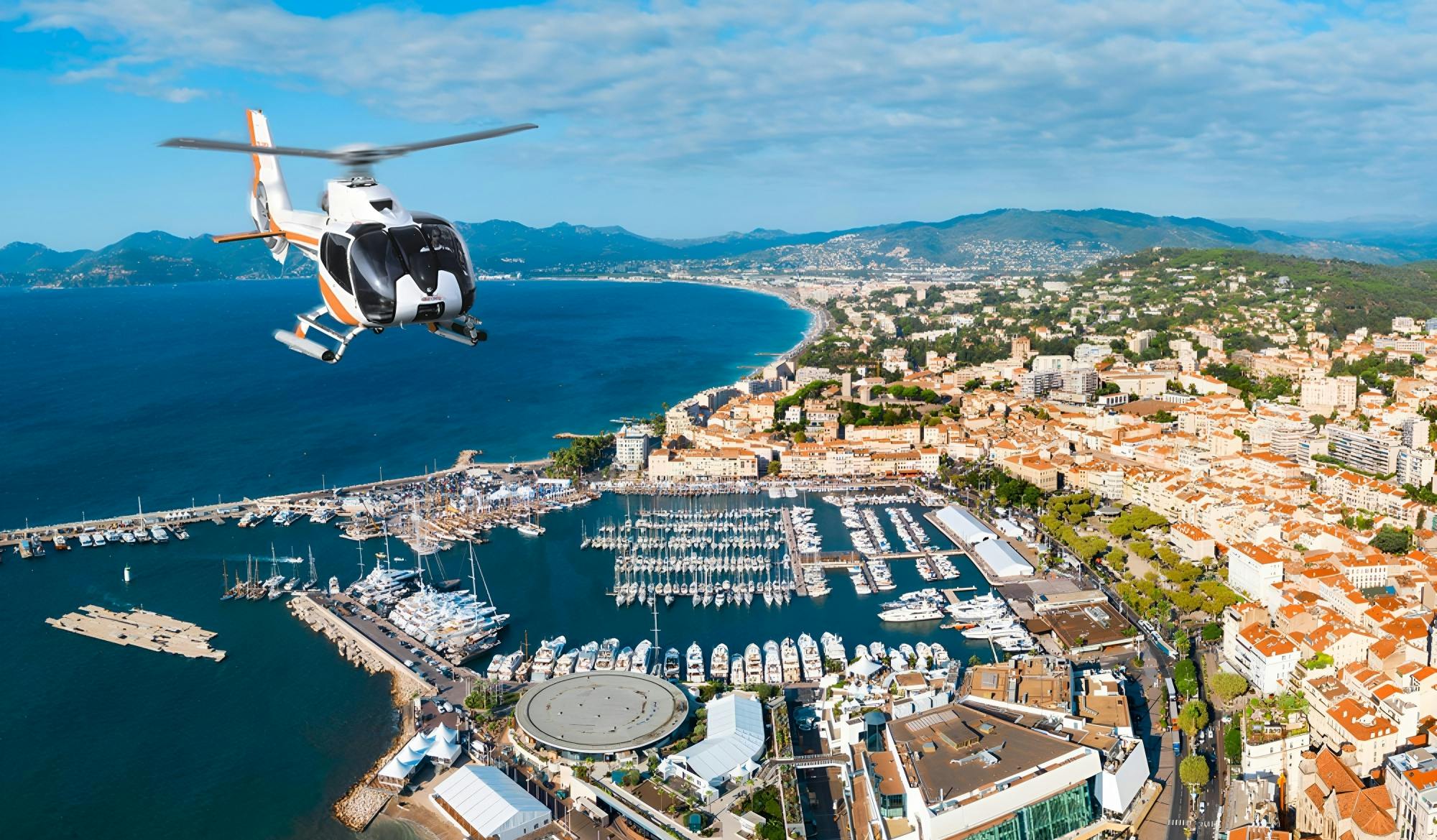 Vol en hélicoptère vers Saint-Tropez au départ de Monaco, Cannes ou Nice