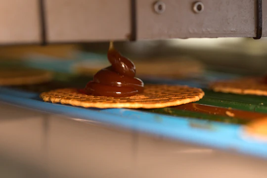 Kamphuisen syrup waffle factory entrance with waffle and drink tasting