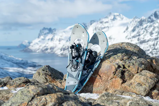 Geführte Schneeschuhwanderung mit Tourguide in kleiner Gruppe in Tromsø