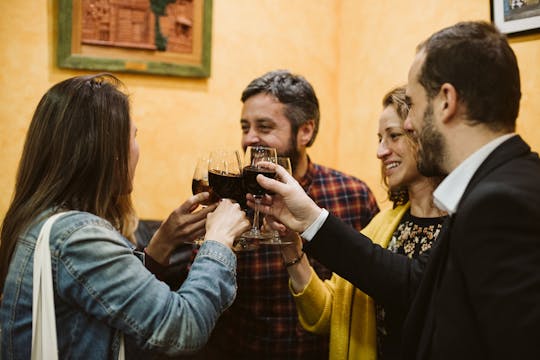 Visita gastronómica guiada por San Sebastián con pintxos y vino